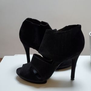 Black velvet 4.5 inch heels